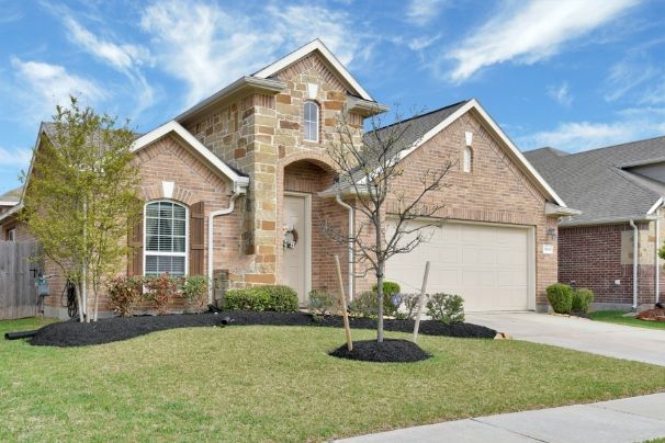 https://RebeccaOros.NewConstructionHomesNOW.com